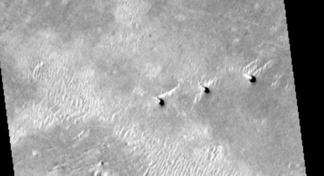 火星發現3座1英里高尖塔，外星獵人：排列似跟吉薩金字塔群一樣完美！
